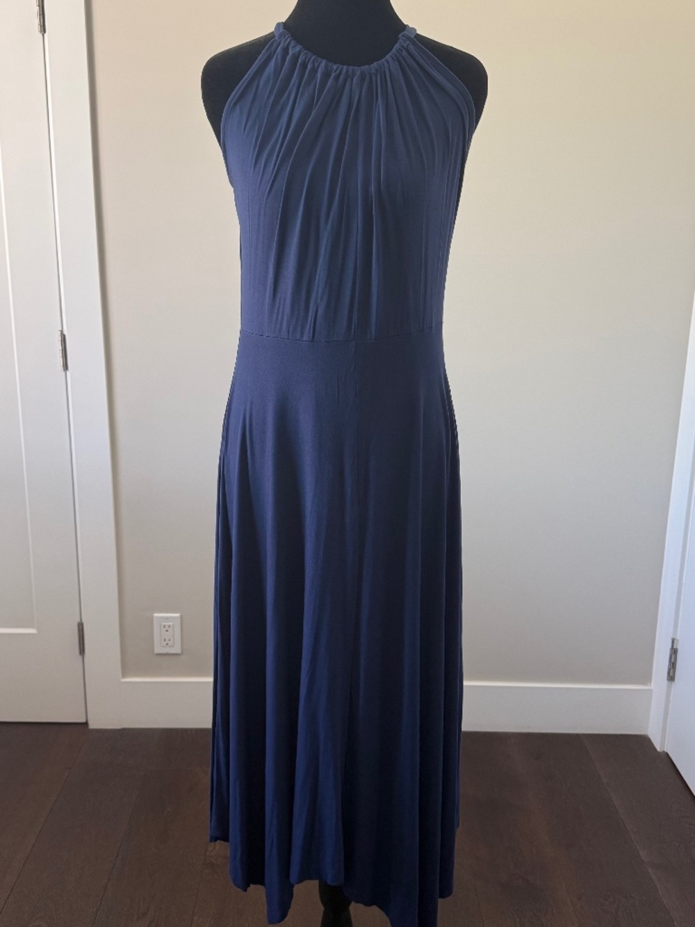GAP Navy Blue Gathered Halter Maxi Dress Flowy Stretch Size M